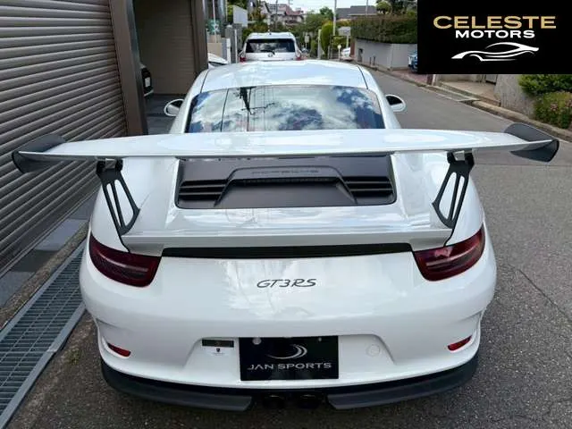 PORSCHE 911 2016 — photo 8 sur 8
