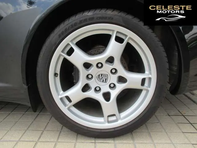 PORSCHE 911 2007 — photo 2 sur 8