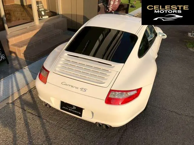 PORSCHE 911 2006 — photo 8 sur 8