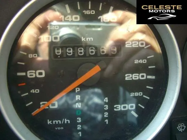 PORSCHE 911 1991 — photo 6 sur 8
