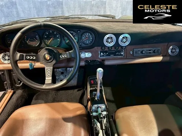 PORSCHE 911 1992 — photo 6 sur 8