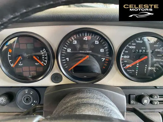 PORSCHE 911 1993 — photo 3 sur 3