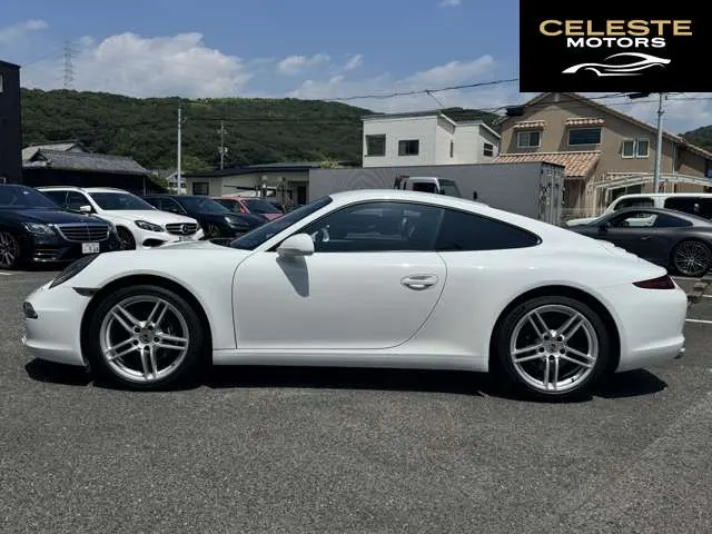PORSCHE 911 2012 — photo 4 sur 8