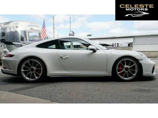 PORSCHE 911 2019 — photo 4 sur 8