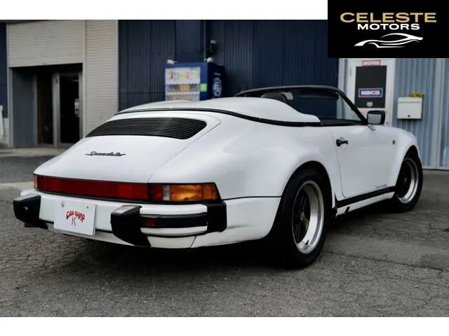 PORSCHE 911 2021 — photo 4 sur 8