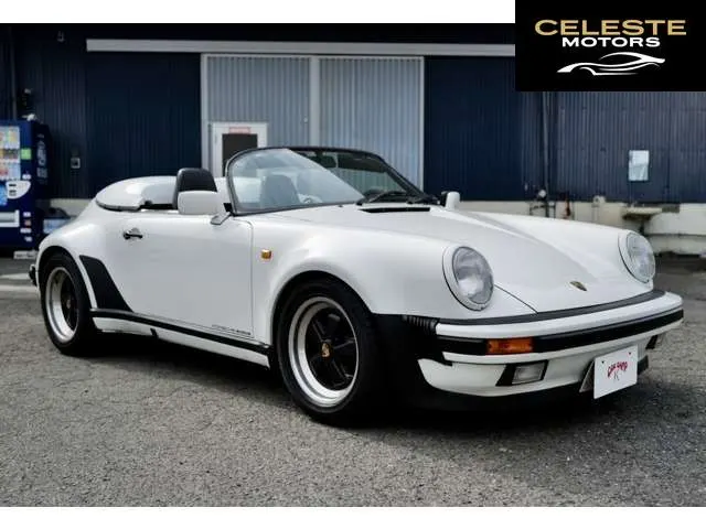 PORSCHE 911 2021 — photo 6 sur 8