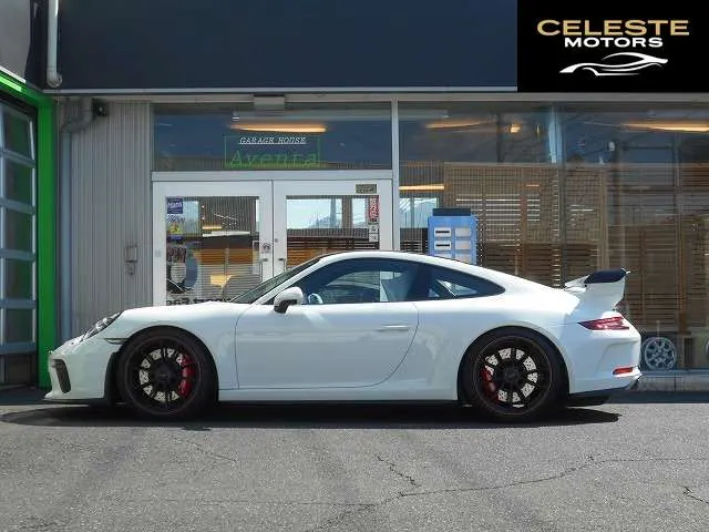 PORSCHE 911 2018 — photo 2 sur 8