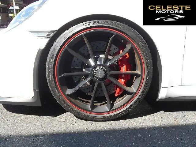 PORSCHE 911 2018 — photo 5 sur 8