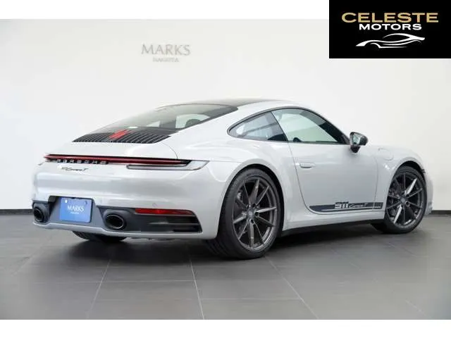 PORSCHE 911 2024 — photo 6 sur 8