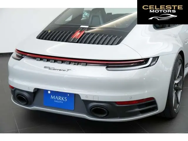 PORSCHE 911 2024 — photo 8 sur 8