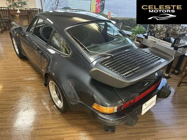 PORSCHE 911 1988 — photo 2 sur 8