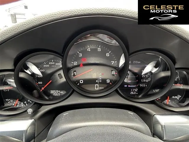 PORSCHE 911 2015 — photo 7 sur 8