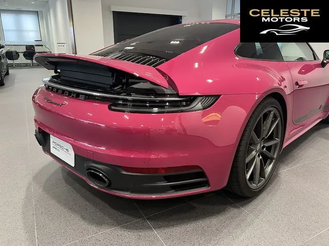 PORSCHE 911 2023 — photo 3 sur 8