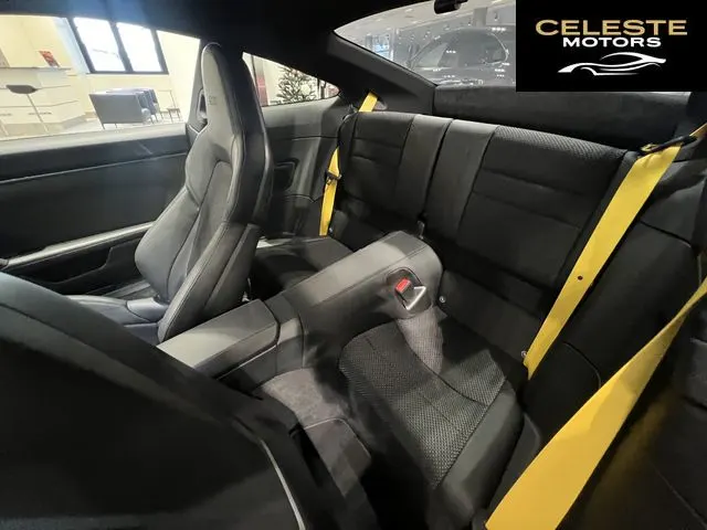 PORSCHE 911 2023 — photo 8 sur 8