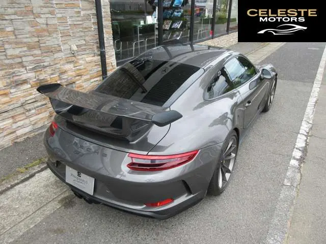 PORSCHE 911 2019 — photo 4 sur 8