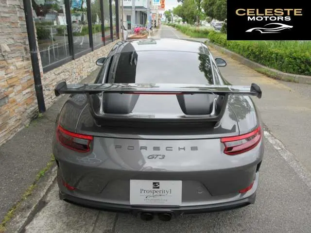PORSCHE 911 2019 — photo 6 sur 8