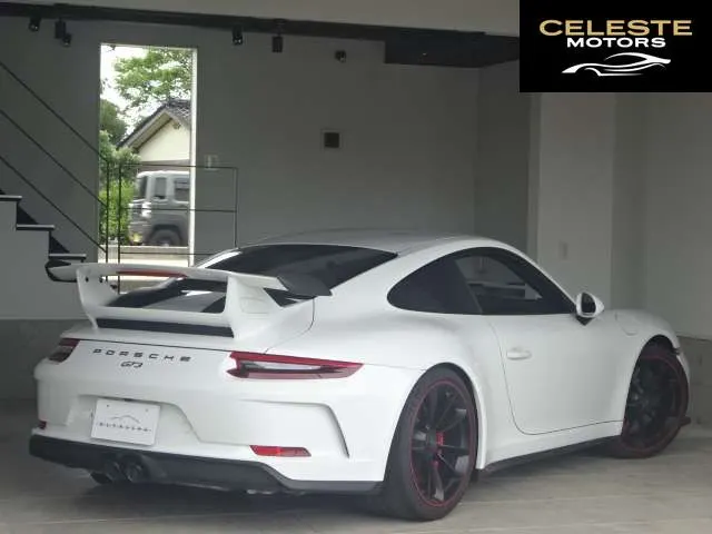 PORSCHE 911 2019 — photo 6 sur 8