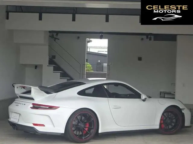PORSCHE 911 2019 — photo 7 sur 8