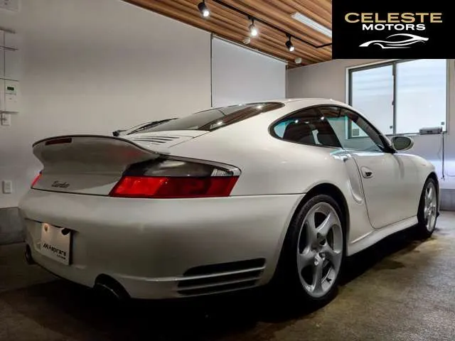 PORSCHE 911 2003 — photo 6 sur 8