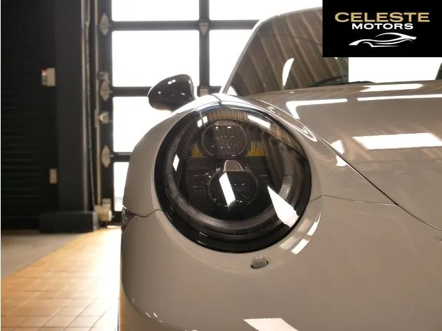 PORSCHE 911 2019 — photo 4 sur 8