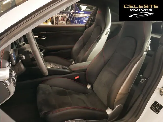 PORSCHE 911 2019 — photo 6 sur 8