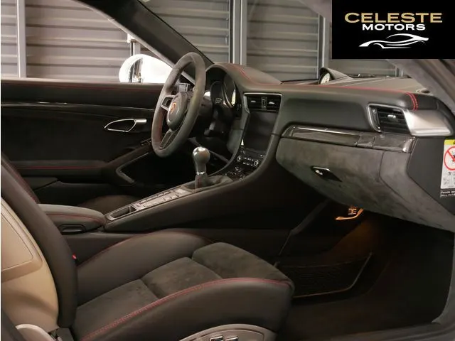 PORSCHE 911 2019 — photo 7 sur 8