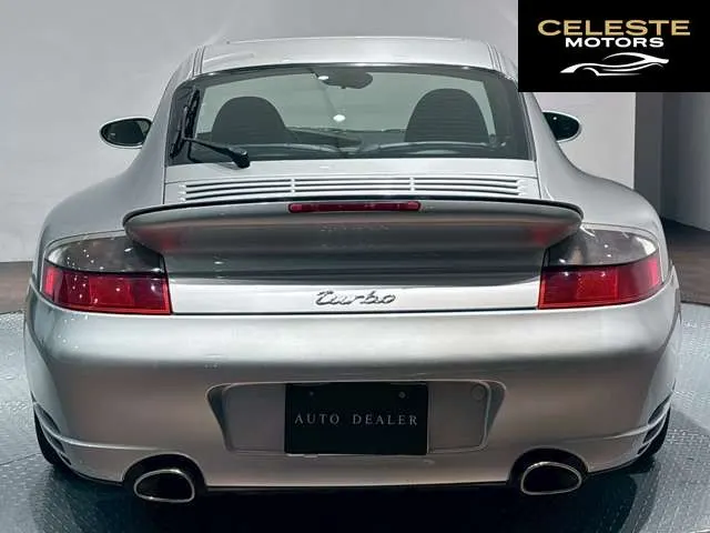 PORSCHE 911 2001 — photo 4 sur 8
