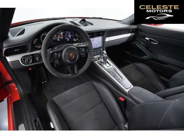 PORSCHE 911 2018 — photo 5 sur 8