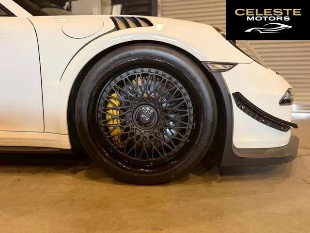 PORSCHE 911 2015 — photo 5 sur 8