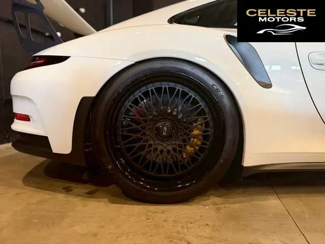 PORSCHE 911 2015 — photo 8 sur 8