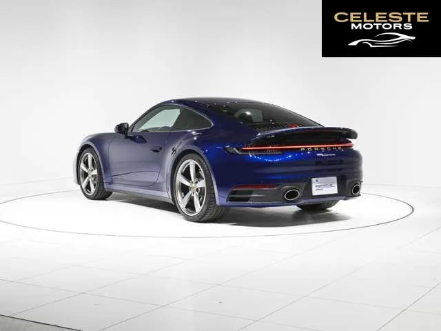 PORSCHE 911 2023 — photo 4 sur 8
