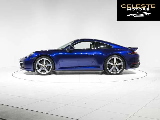 PORSCHE 911 2023 — photo 5 sur 8