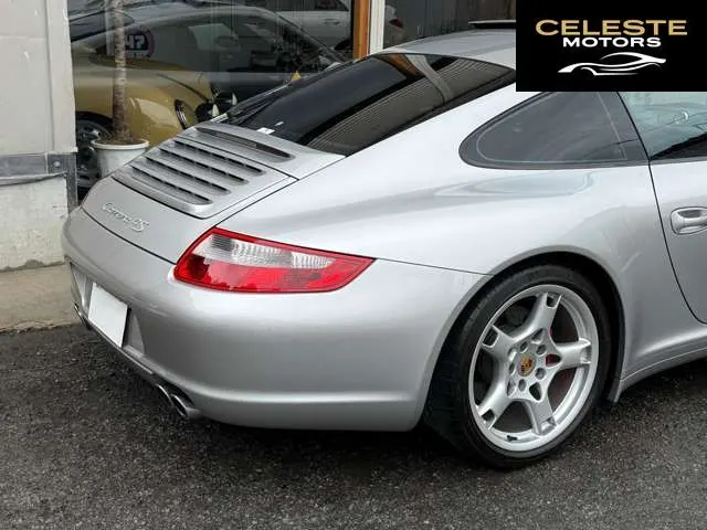 PORSCHE 911 2007 — photo 6 sur 8