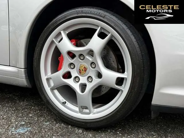 PORSCHE 911 2007 — photo 7 sur 8