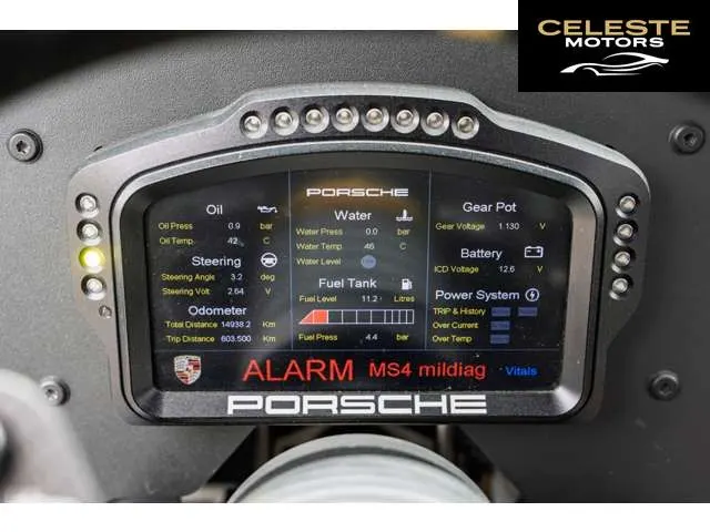 PORSCHE 911 2015 — photo 6 sur 8