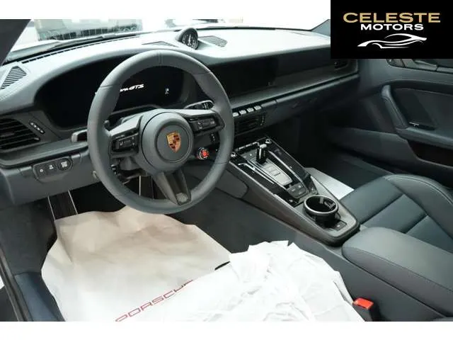 PORSCHE 911 2026 — photo 6 sur 8