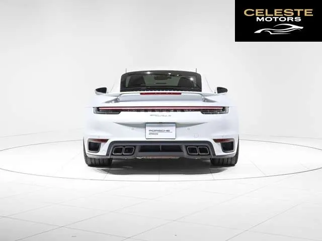 PORSCHE 911 2021 — photo 3 sur 8