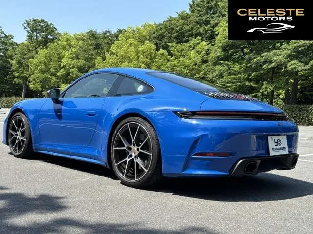 PORSCHE 911 2025 — photo 3 sur 8