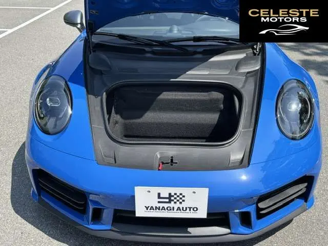 PORSCHE 911 2025 — photo 7 sur 8
