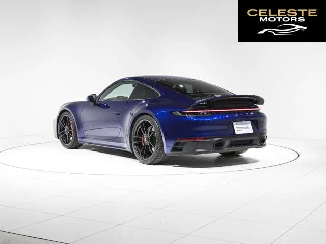 PORSCHE 911 2023 — photo 4 sur 8