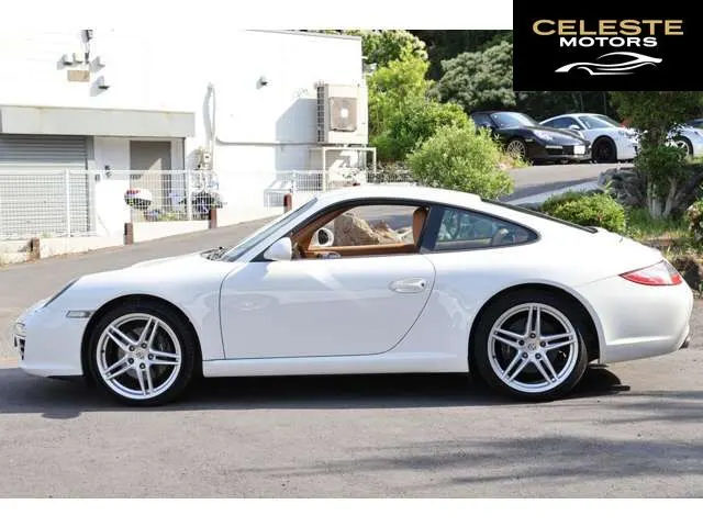 PORSCHE 911 2010 — photo 5 sur 8