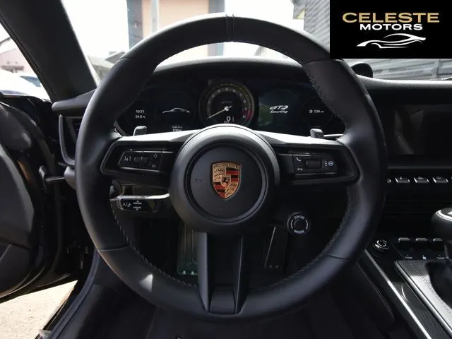 PORSCHE 911 2023 — photo 7 sur 8