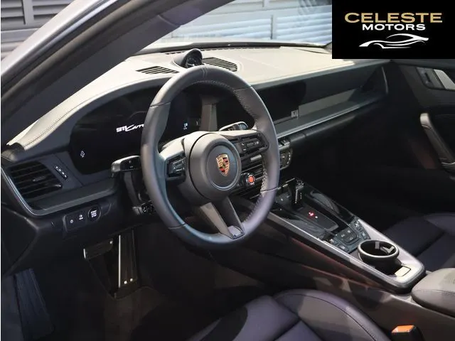 PORSCHE 911 2026 — photo 8 sur 8