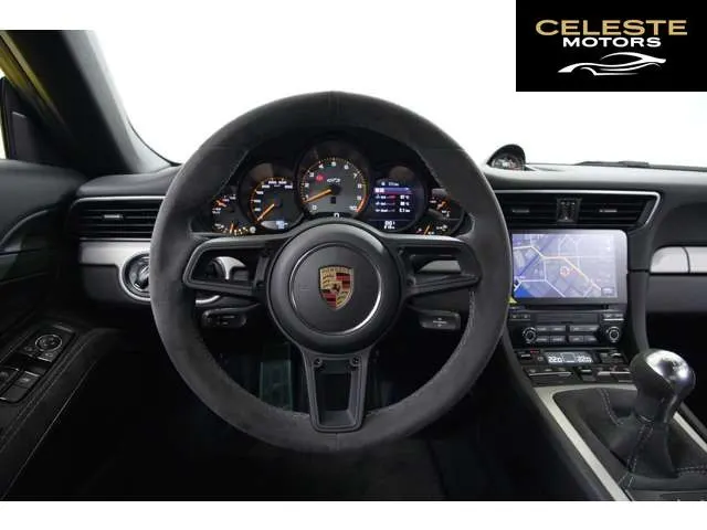 PORSCHE 911 2019 — photo 6 sur 8