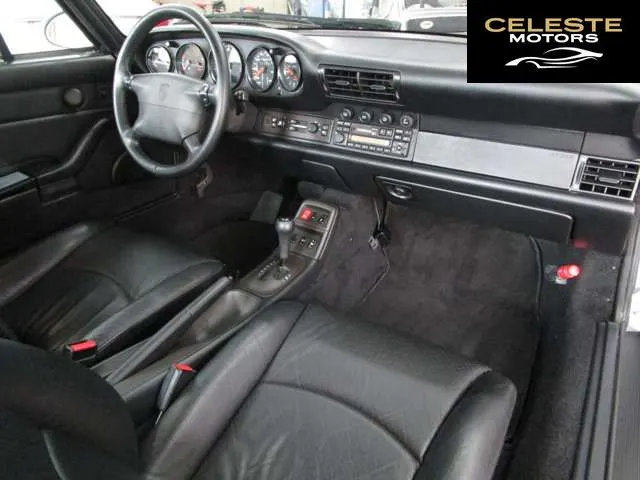 PORSCHE 911 1996 — photo 7 sur 8