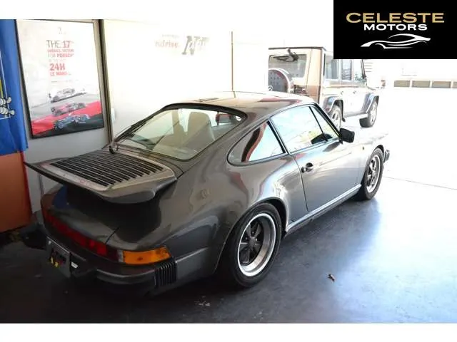 PORSCHE 911 1989 — photo 5 sur 8