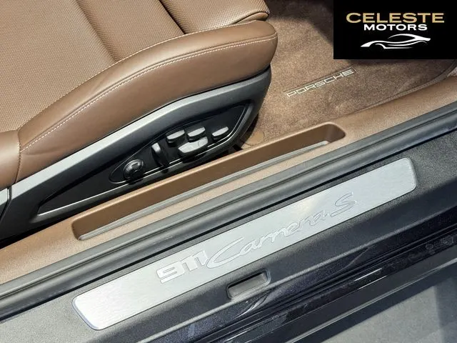 PORSCHE 911 2024 — photo 7 sur 8