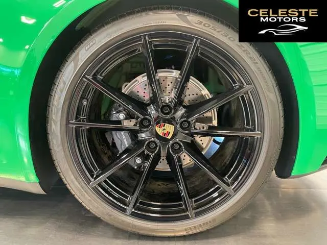 PORSCHE 911 2023 — photo 2 sur 8