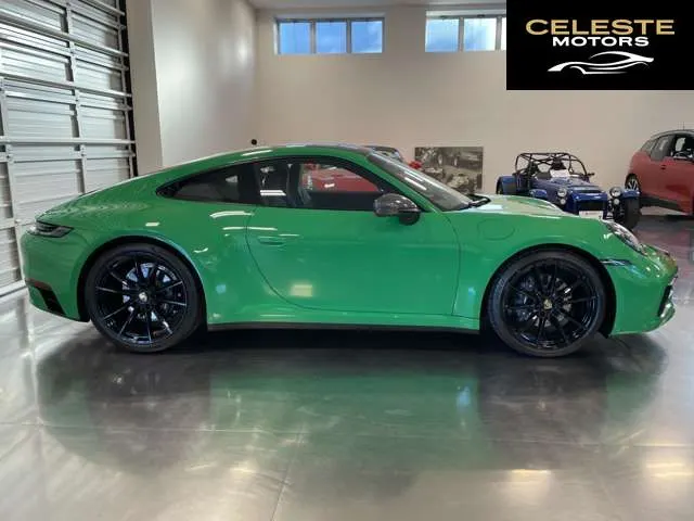 PORSCHE 911 2023 — photo 5 sur 8