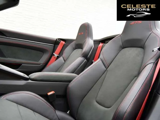 PORSCHE 911 Cabriolet 2024 — photo 5 sur 8